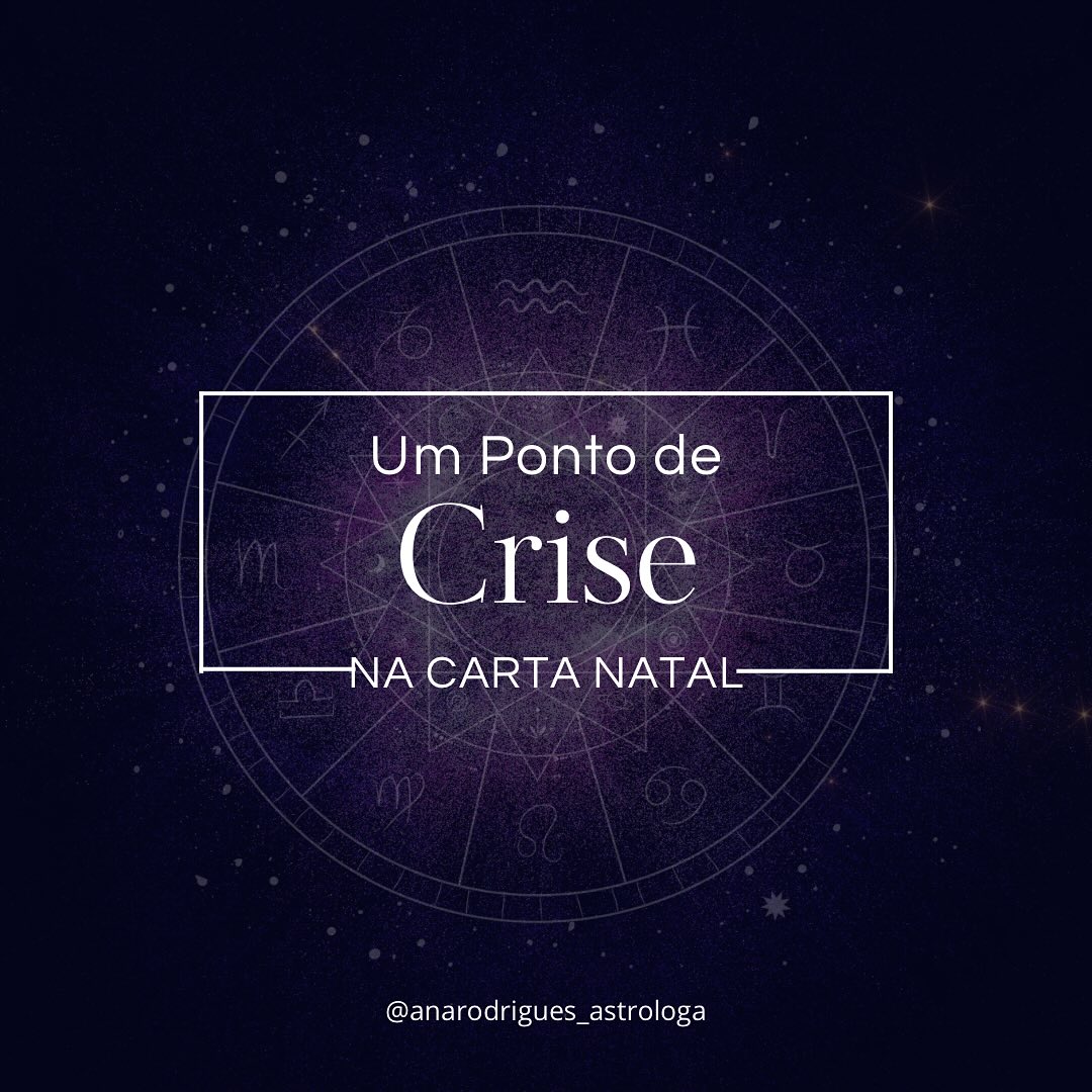 O Ponto de Crises na Abordagem Helenística
Na tradição helenística, alguns autores preservaram métodos específicos para determinar graus sensíveis no mapa natal, associados a períodos de crise ou desafios significativos na vida do nativo. Hermes ensina que devemos considerar a distância entre o senhor da lunação pré-natal e Saturno, aplicando esse arco ao Ascendente para encontrar o ponto crítico. Já Vettius Valens propõe outra fórmula: medir a distância entre Marte e Saturno e projetá-la igualmente a partir do Ascendente.
Independentemente de qual abordagem se adote, o resultado é sempre um grau específico na carta — um ponto delicado que merece atenção nas técnicas de previsão. Quando um maléfico em trânsito (Saturno ou Marte) cruza este grau, pode haver indícios de crises, perdas ou situações de tensão. Do mesmo modo, em um ciclo de profeções anuais, se a casa que contém este ponto estiver ativada, ela pode sinalizar um período mais desafiador.
As direções também reforçam esse princípio: um aspecto difícil envolvendo este grau sensível pode marcar momentos críticos. Por outro lado, aspectos fáceis, mesmo de maléficos, tendem a indicar tensões menores, mais gerenciáveis. A presença de um benéfico forte por dignidades (como Júpiter ou Vênus bem posicionados) em aspecto a esse ponto pode aliviar a severidade, oferecer proteção ou transformar a situação em uma oportunidade de crescimento.
Esse método, transmitido pelos mestres helenísticos, destaca a precisão com que a astrologia antiga identificava áreas sutis de vulnerabilidade. Incorporá-lo à prática é um exercício de respeito à tradição e uma forma de aprofundar a leitura dos ciclos críticos na vida do nativo.
#astrologiaclassica #astrologia #anarodrigues_astrologa
